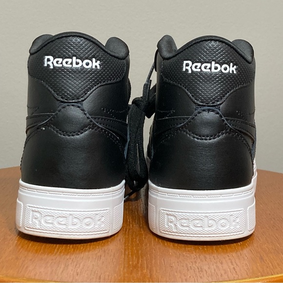 Reebok Black Leather Sneakers with White Soles - Picture 2 of 7
